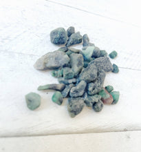 Load image into Gallery viewer, May Birthstone Organic Soy Wax Candle with Natural Emerald