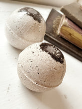 Load image into Gallery viewer, Crystal Quartz & Coffee Bath Bombs