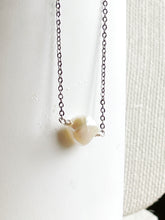 Load image into Gallery viewer, Pearl Gunmetal Necklace
