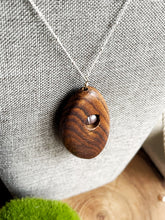 Load image into Gallery viewer, Wood and Gray Pearl Necklace
