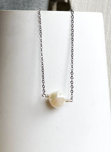 Pearl Gunmetal Necklace