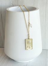 Load image into Gallery viewer, The Moon Tarot Card Necklace
