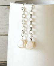 Load image into Gallery viewer, Vegan Pearl Earrings
