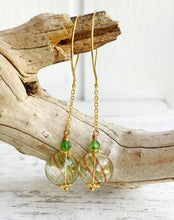 Load image into Gallery viewer, Green Swirl Hollow Glass Dangle Earring
