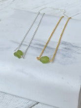 Load image into Gallery viewer, Birthstone Necklace - August - Peridot
