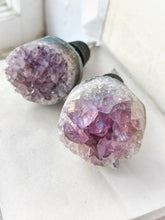 Load image into Gallery viewer, Amethyst Druzy Wine Stopper
