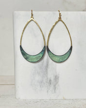Load image into Gallery viewer, Wow Yelling The Thing The Second Time Made It Much More Convincing Earrings
