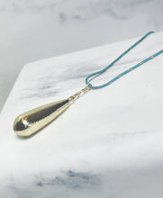 Load image into Gallery viewer, Golden Drop Necklace
