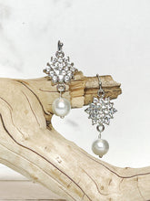 Load image into Gallery viewer, STFU And Let Other People Participate In The Discussion Earrings
